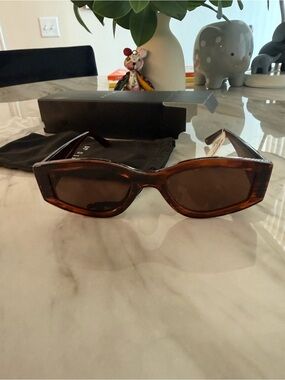 NWT Diff Kai Women's Tortoiseshell Sunglasses with Brown Lenses